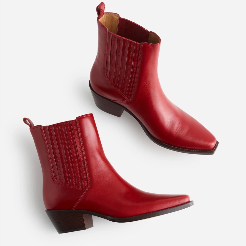 Madewell Ingrid Chelsea Boot. Brand new, never worn.